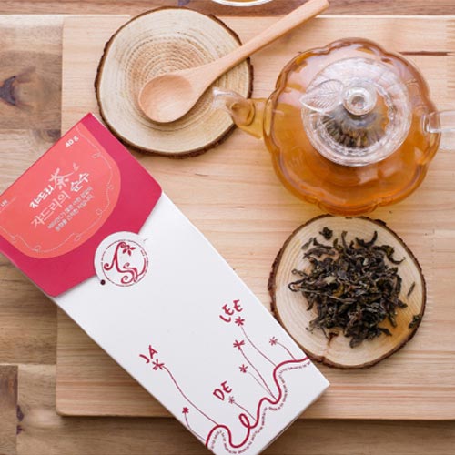 Jade:lee tea